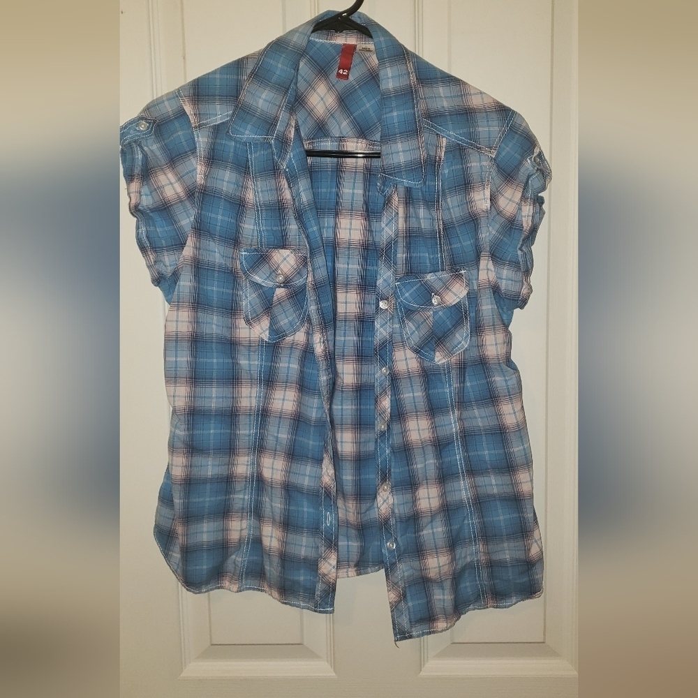 Divided Plaid Button Up Capped Sleeve Lightweight